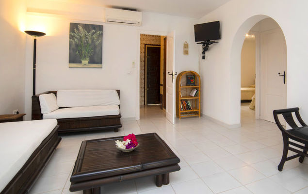 La Cigarra - Photo 2