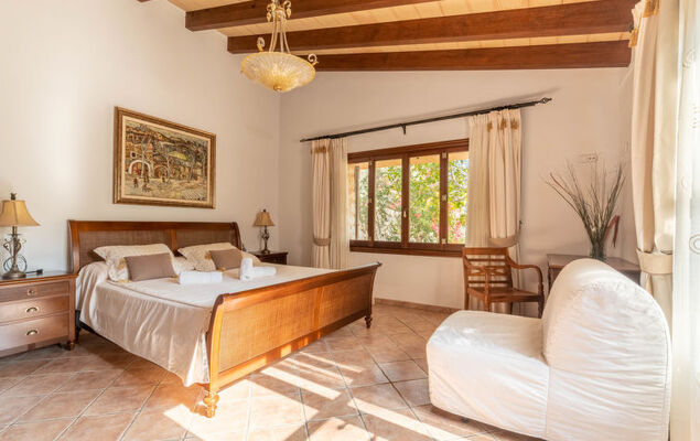 Santa Llucia - Photo 5