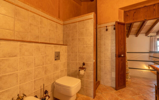 Santa Llucia - Photo 36